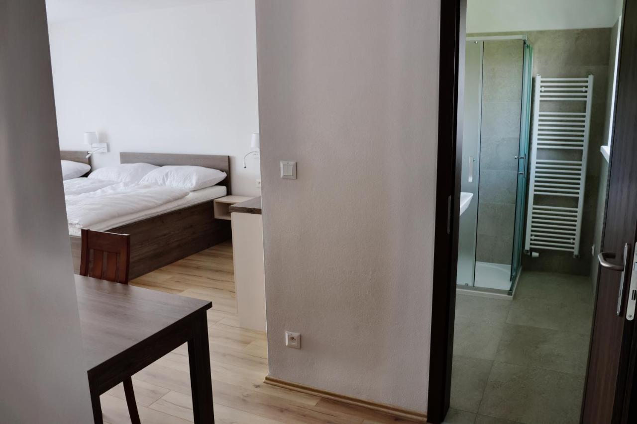 Zafir Hotel Dunajska Streda Ngoại thất bức ảnh