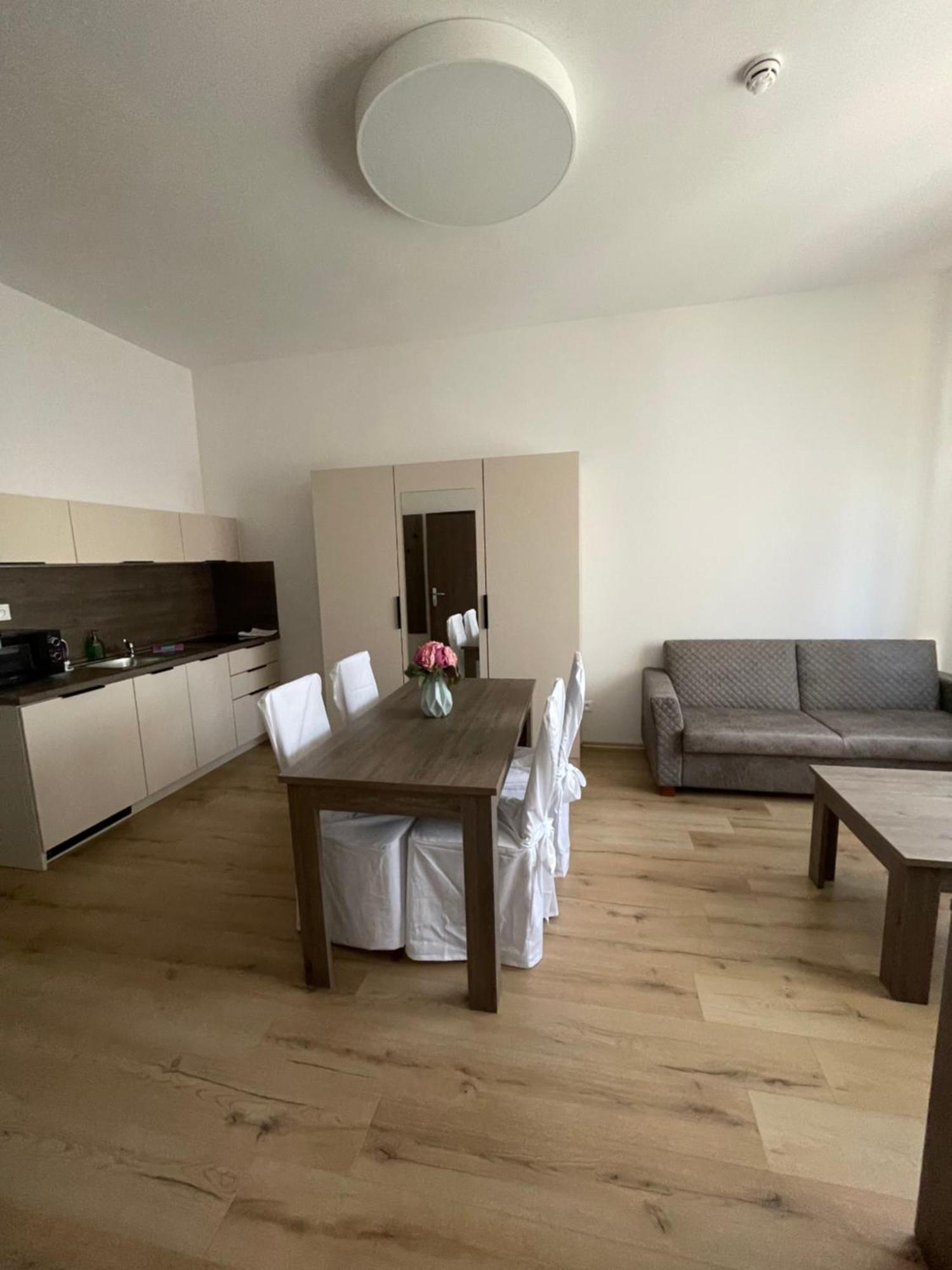 Zafir Hotel Dunajska Streda Ngoại thất bức ảnh