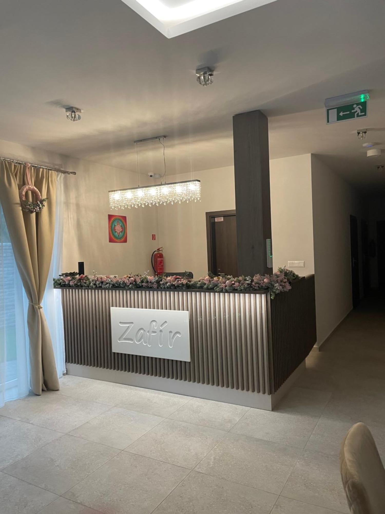 Zafir Hotel Dunajska Streda Ngoại thất bức ảnh